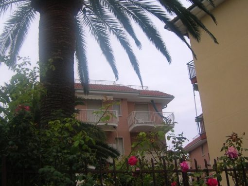 Grazioso appartamento a 400 m dal mare a Pietra Ligure